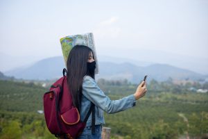 Keselamatan Saat Berjalan Sendirian, Tips Aman untuk Solo Traveler