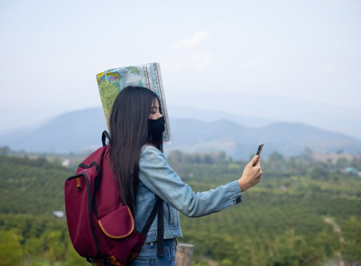 Keselamatan Saat Berjalan Sendirian, Tips Aman untuk Solo Traveler