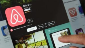 Checklist Penting Sebelum Memesan Airbnb untuk Liburan Anda