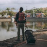 Solo Traveling ke Tempat Sunyi: Panduan Mental dan Praktis untuk Pemula yang Ingin "Disconnect"